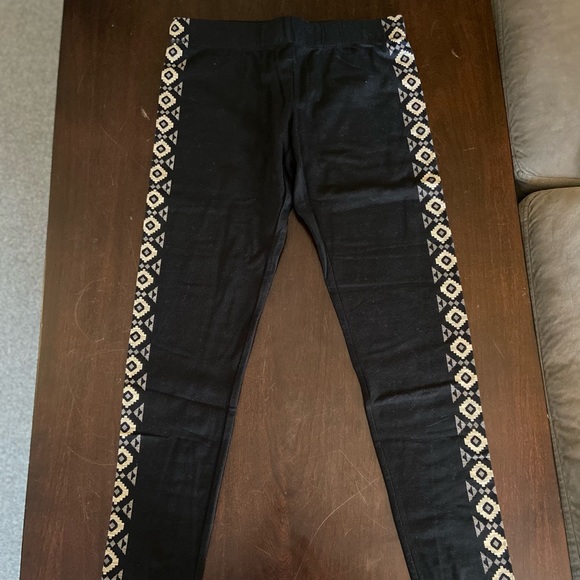 Maurices Side Panel Print Legging - Picture 1 of 5